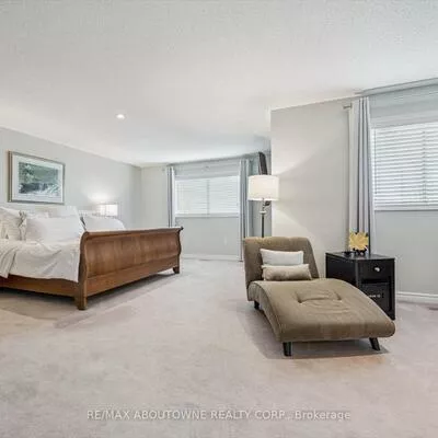 154, Howell, 1015 - RO River Oaks, Oakville