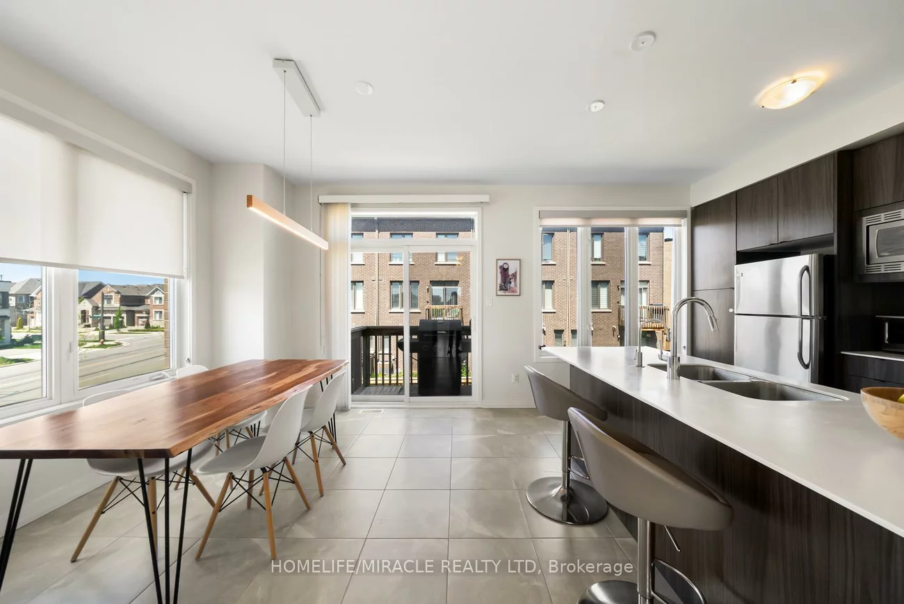 181, Fowley, 1008 - GO Glenorchy, Oakville