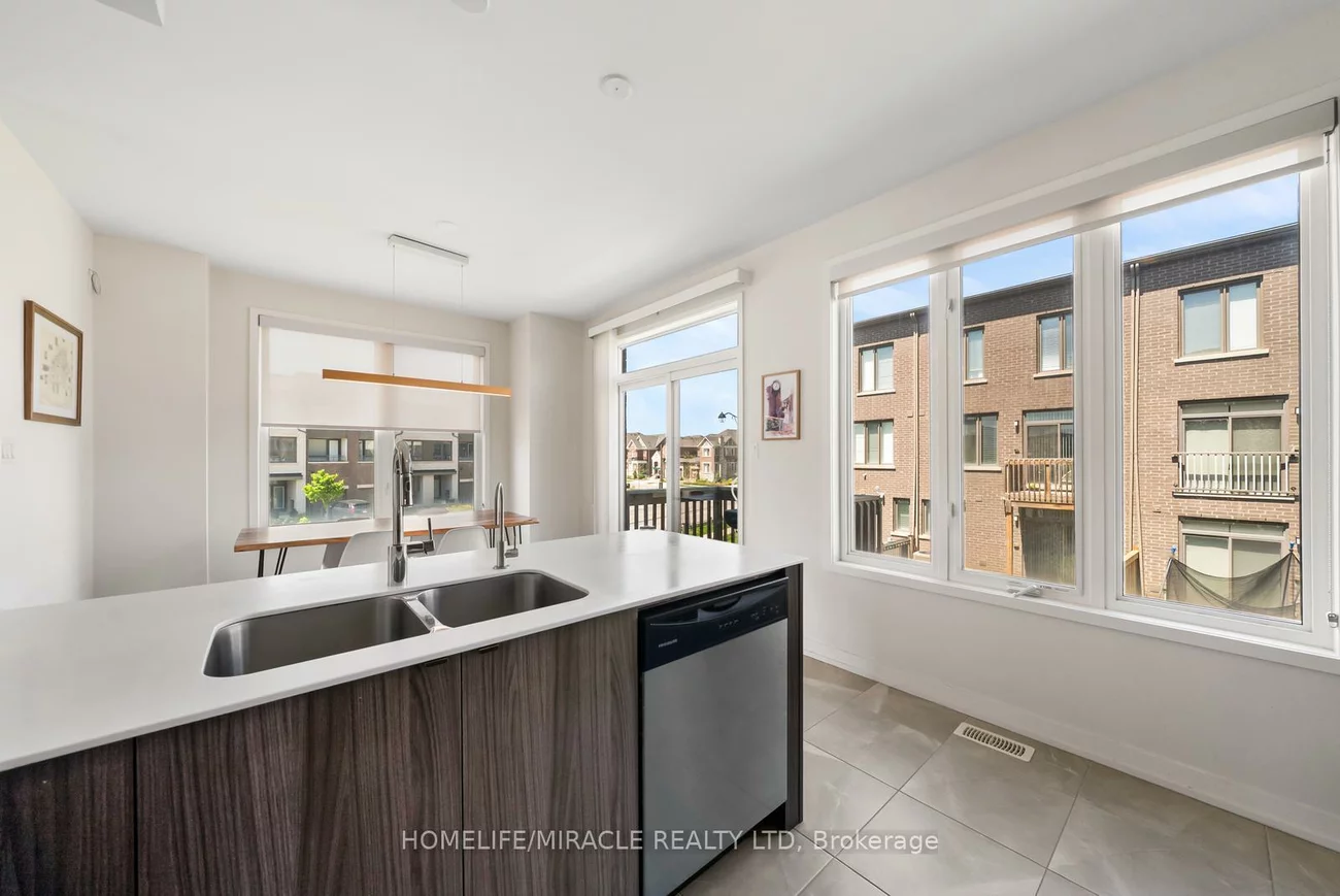 181, Fowley, 1008 - GO Glenorchy, Oakville