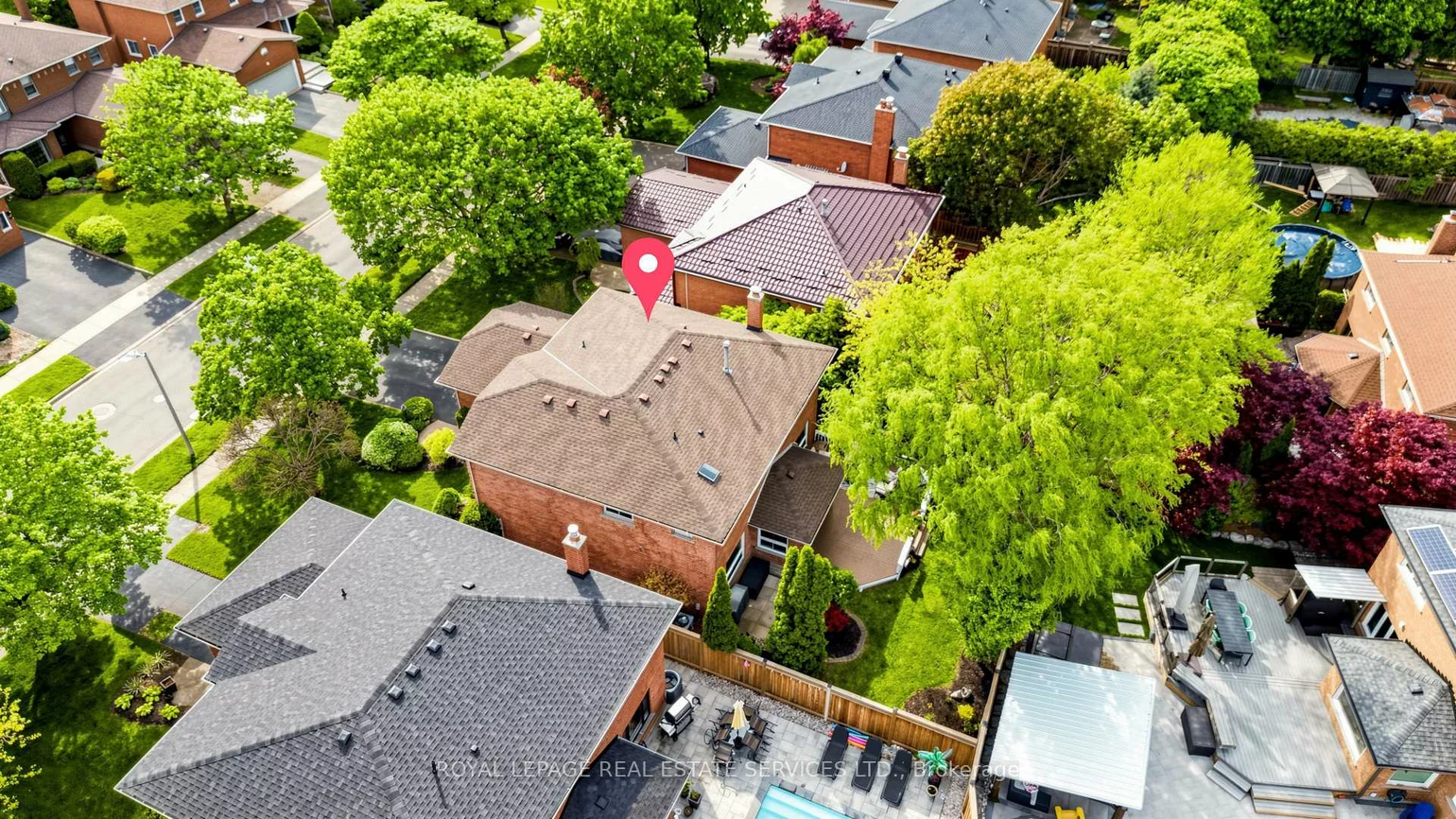 165, Warner, 1001 - BR Bronte, Oakville