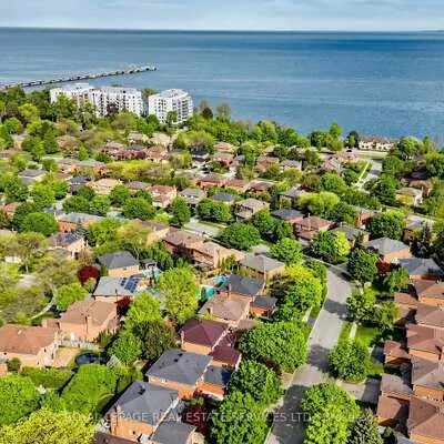165, Warner, 1001 - BR Bronte, Oakville