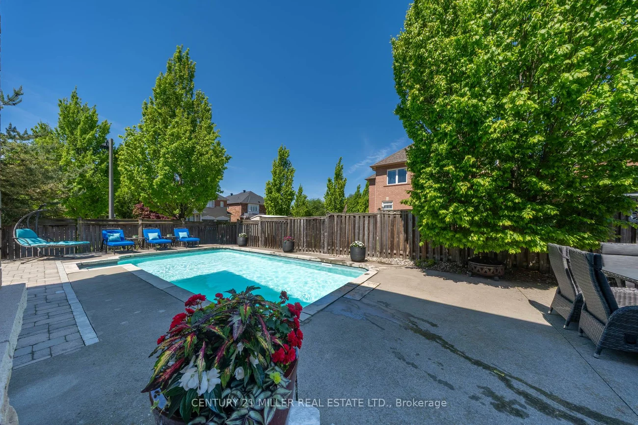 2211, Glencairn, 1019 - WM Westmount, Oakville
