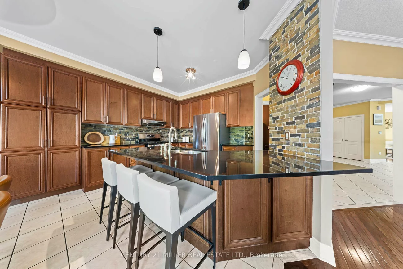 2211, Glencairn, 1019 - WM Westmount, Oakville
