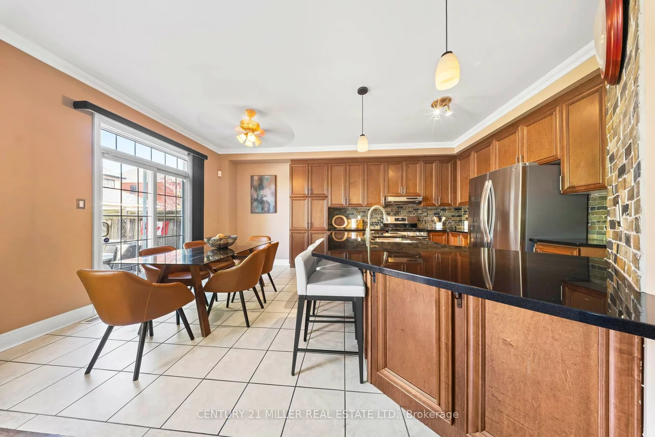 2211, Glencairn, 1019 - WM Westmount, Oakville