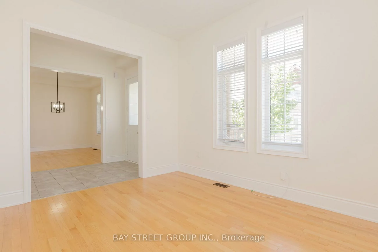 3127, Streamwood, 1010 - JM Joshua Meadows, Oakville