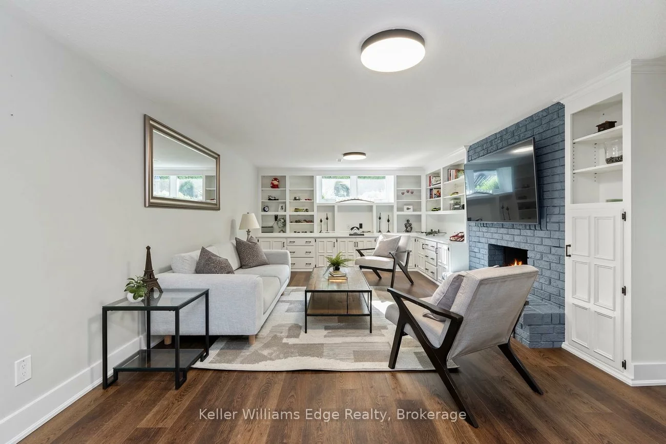 2213, Sunnyvale, 1001 - BR Bronte, Oakville