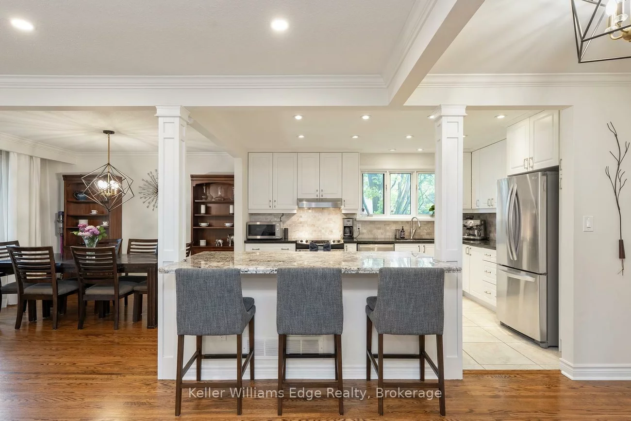 2213, Sunnyvale, 1001 - BR Bronte, Oakville