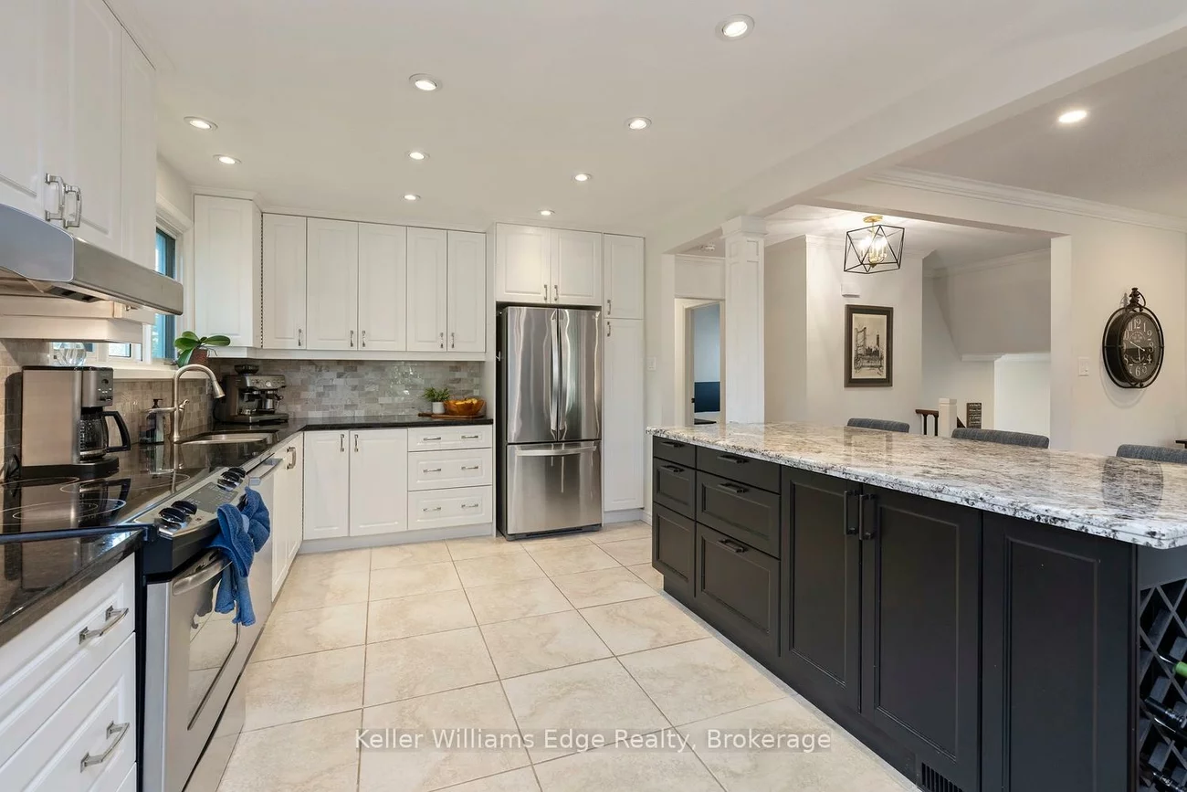 2213, Sunnyvale, 1001 - BR Bronte, Oakville