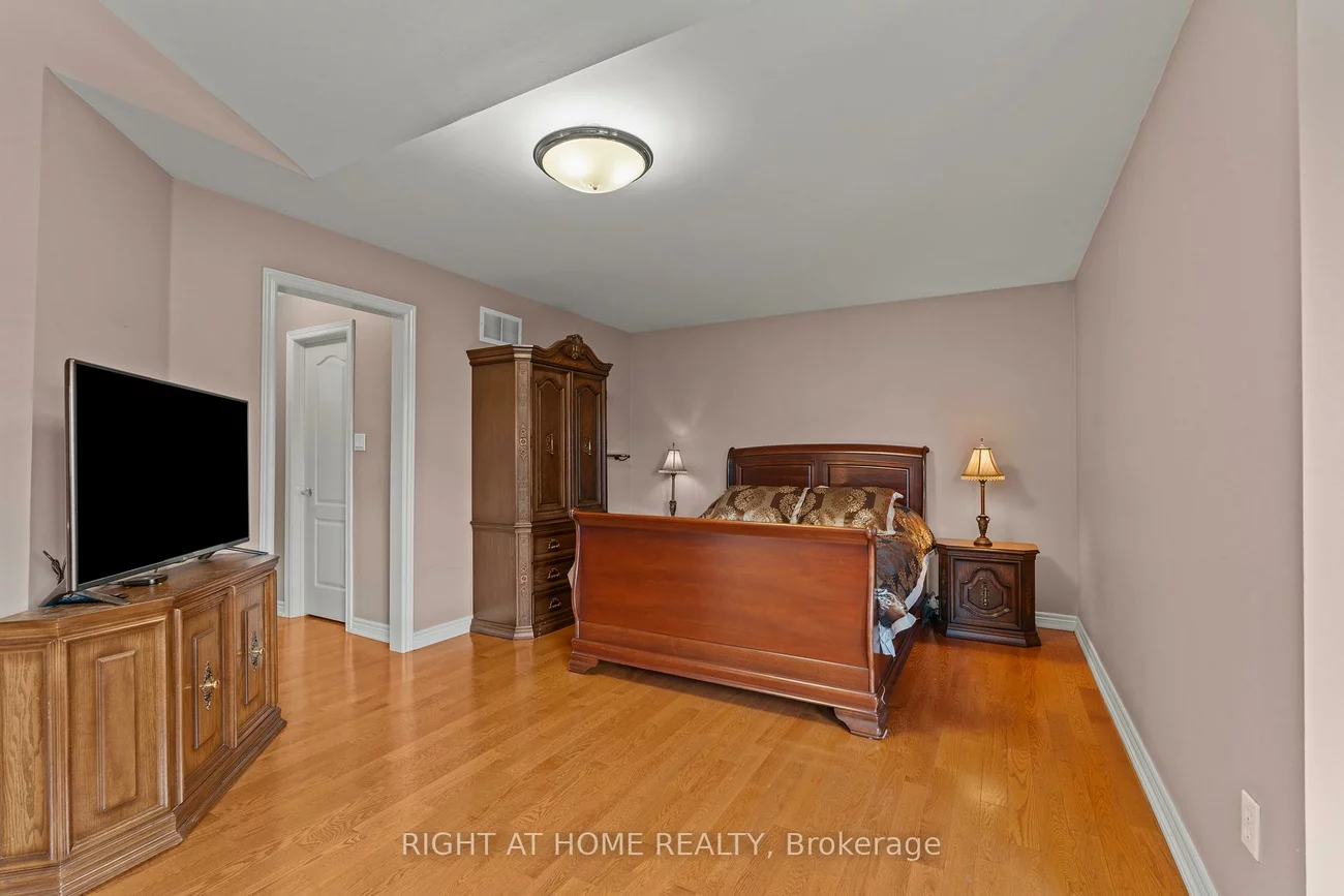 2275, Whitecliffe, 1019 - WM Westmount, Oakville
