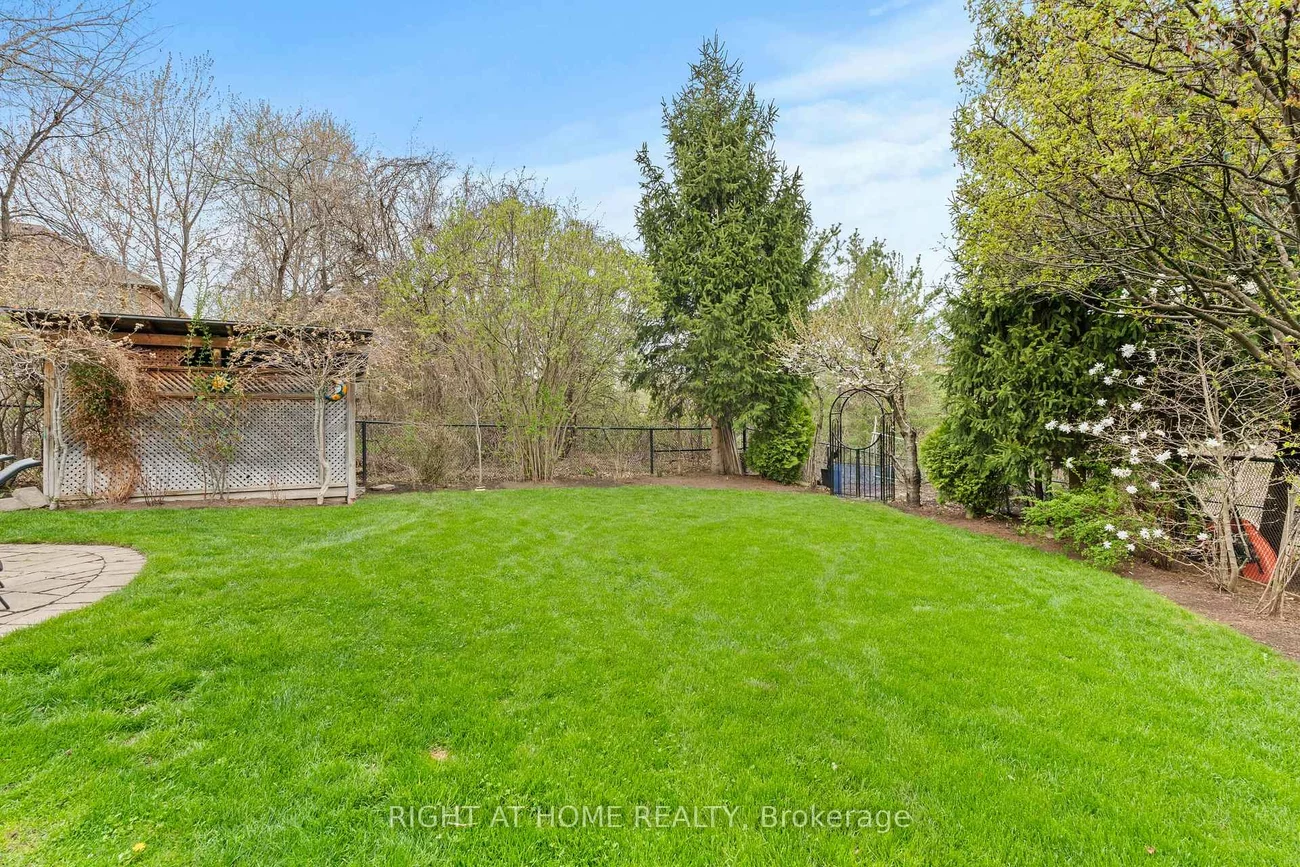 2275, Whitecliffe, 1019 - WM Westmount, Oakville