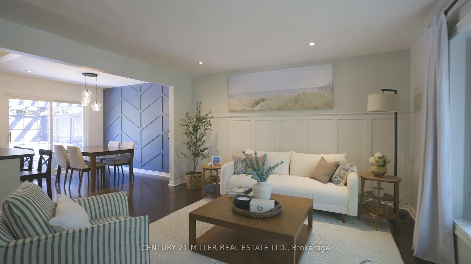 1259, Richards, 1003 - CP College Park, Oakville