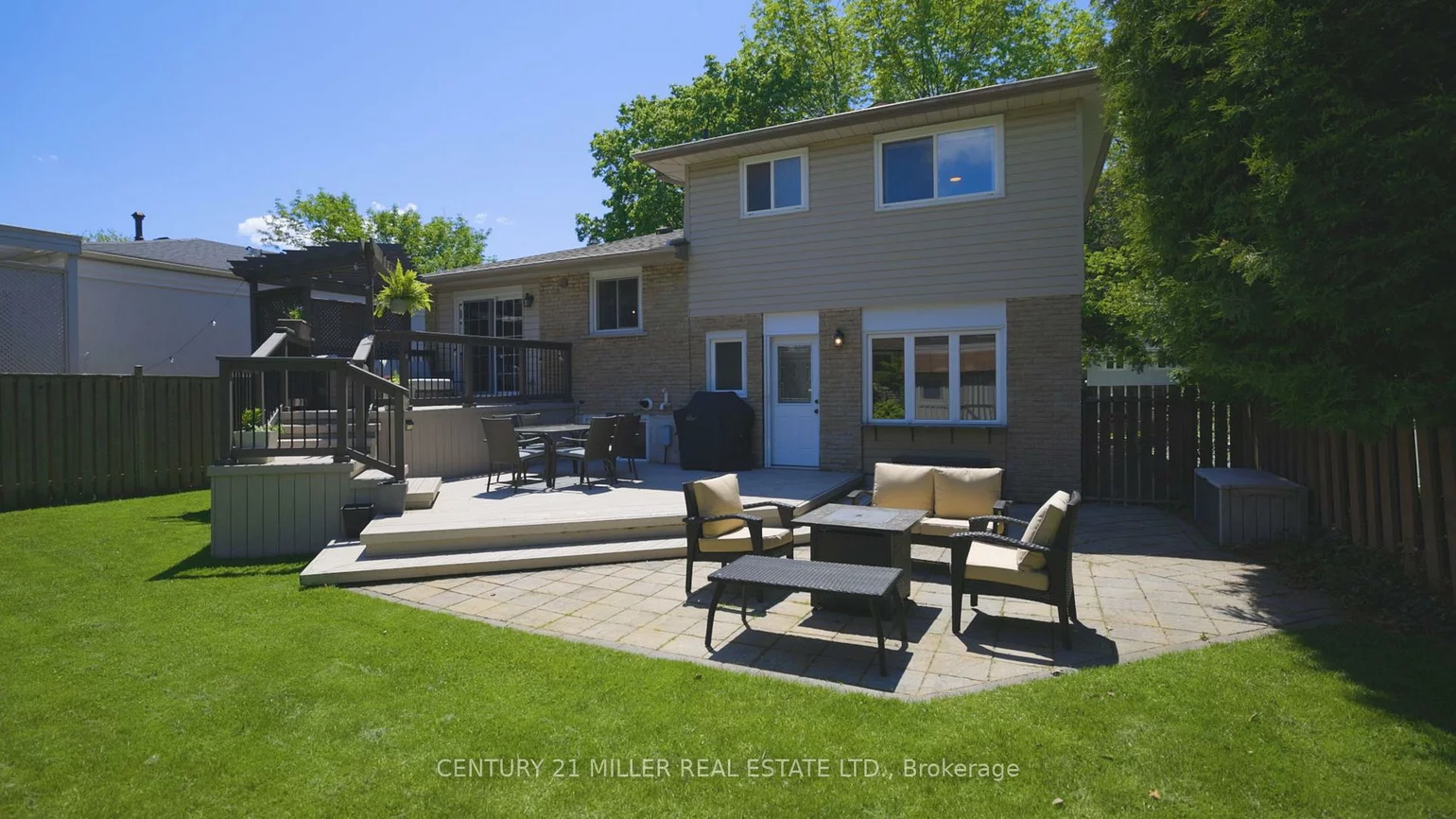 1259, Richards, 1003 - CP College Park, Oakville