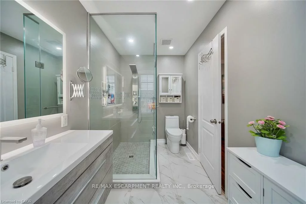2130, Forest Gate, 1022 - WT West Oak Trails, Oakville