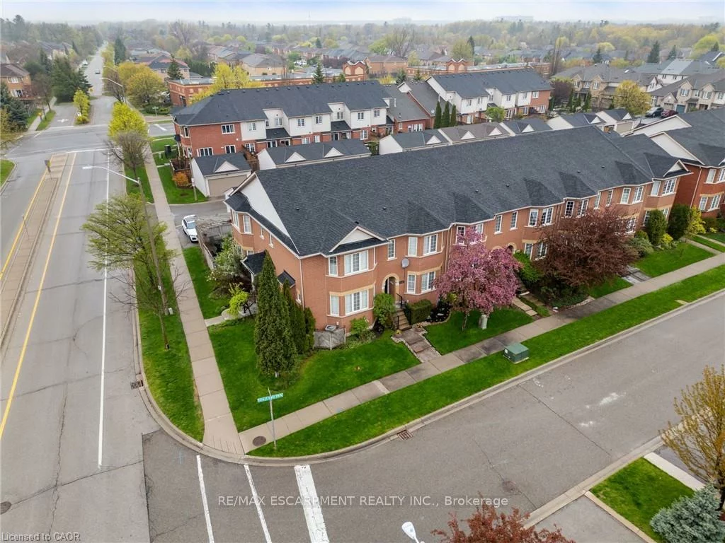 2130, Forest Gate, 1022 - WT West Oak Trails, Oakville