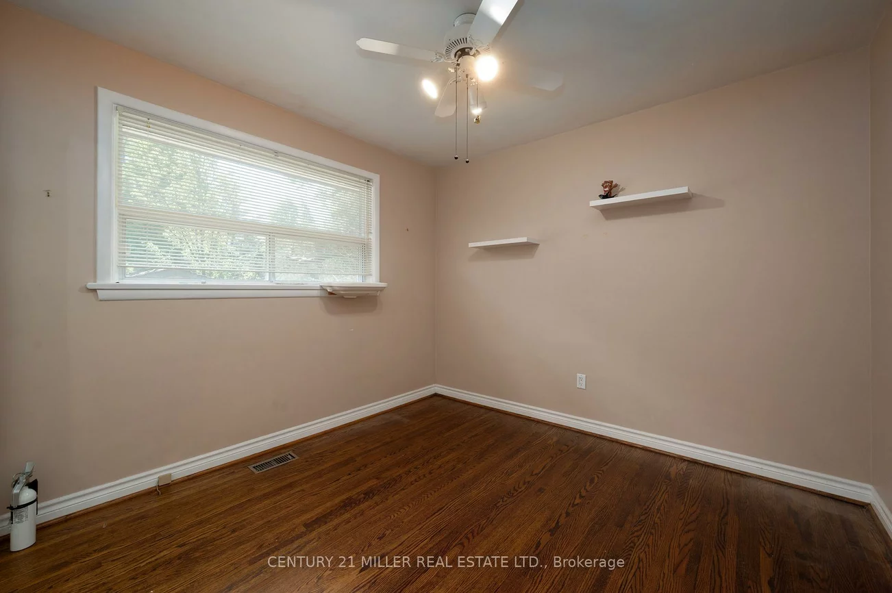 1304, Avon, 1011 - MO Morrison, Oakville