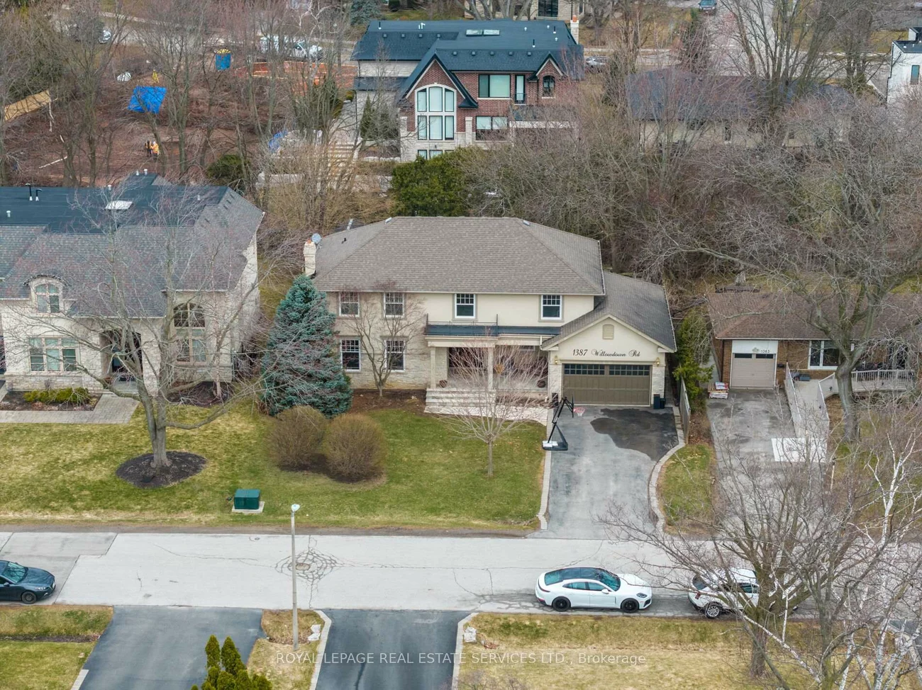 1387, Willowdown, 1017 - SW Southwest, Oakville