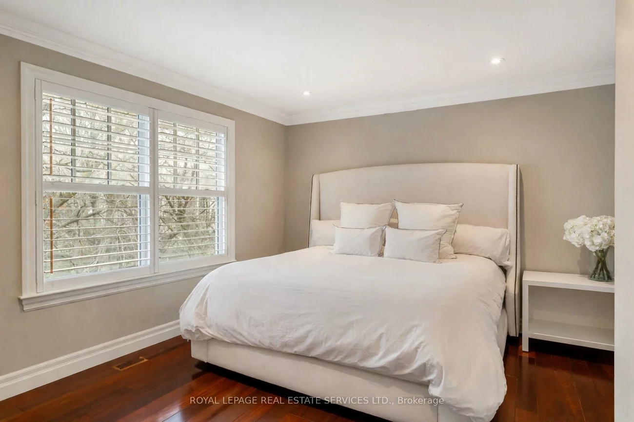 1387, Willowdown, 1017 - SW Southwest, Oakville