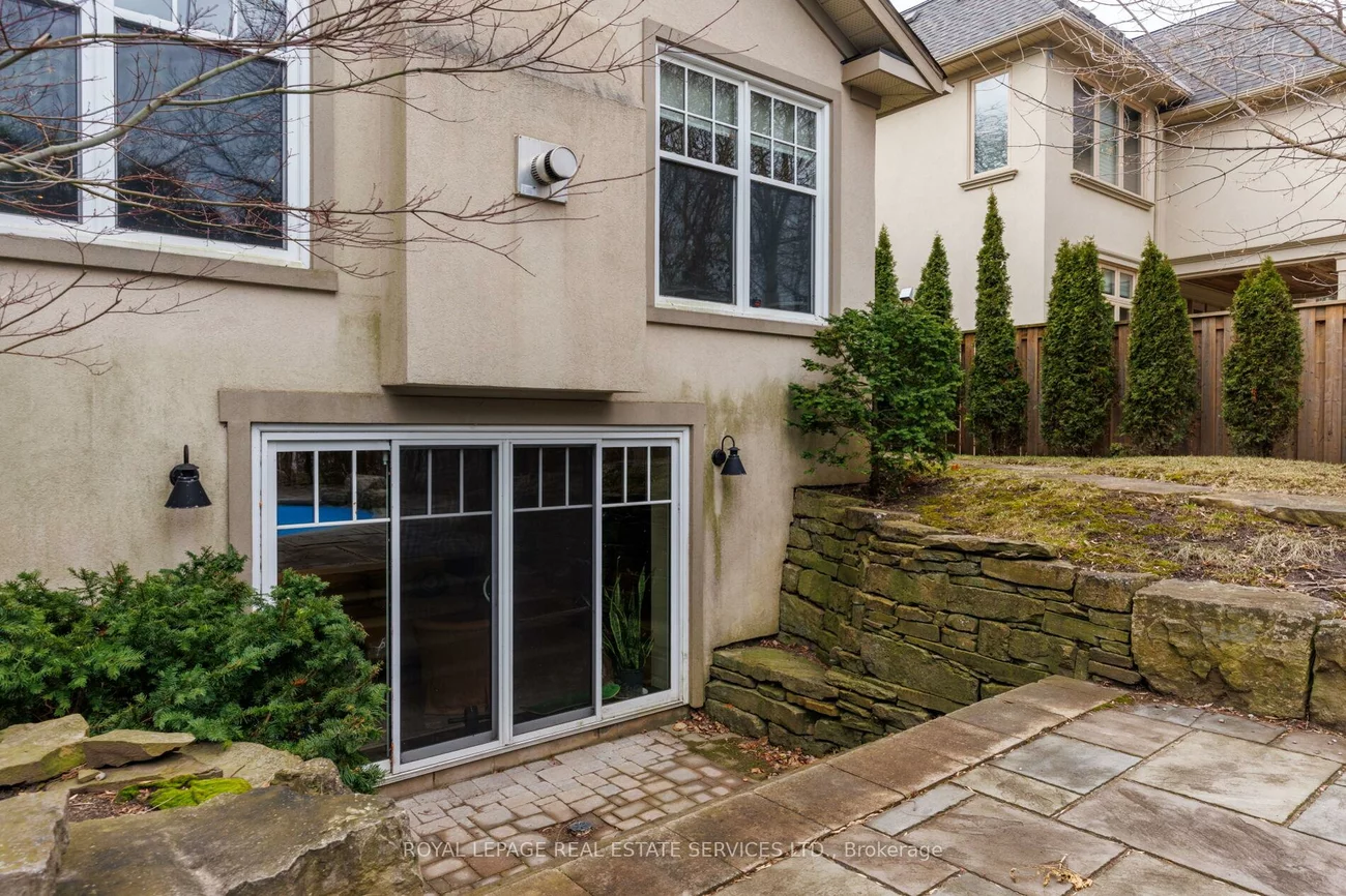 1387, Willowdown, 1017 - SW Southwest, Oakville