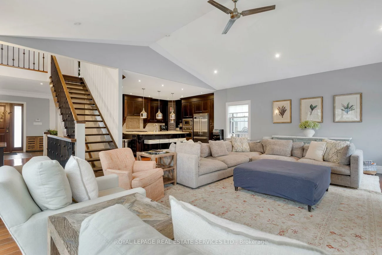 1387, Willowdown, 1017 - SW Southwest, Oakville