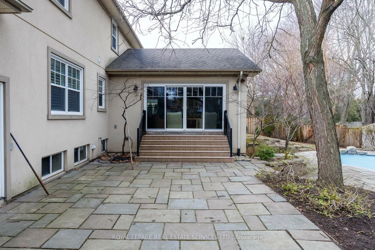 1387, Willowdown, 1017 - SW Southwest, Oakville