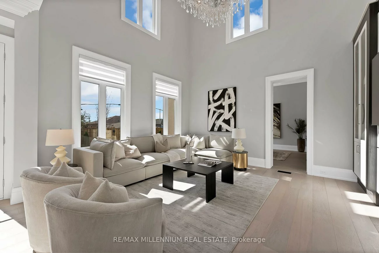 162, Oliver, 1003 - CP College Park, Oakville