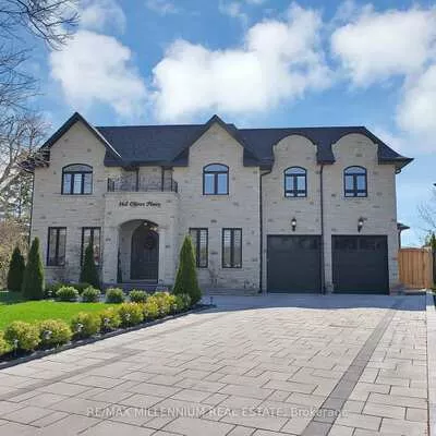 162, Oliver, 1003 - CP College Park, Oakville
