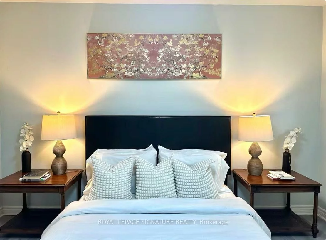 1350, Rebecca, 1017 - SW Southwest, Oakville