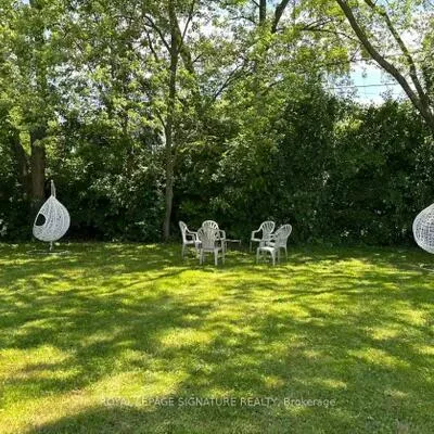 1350, Rebecca, 1017 - SW Southwest, Oakville