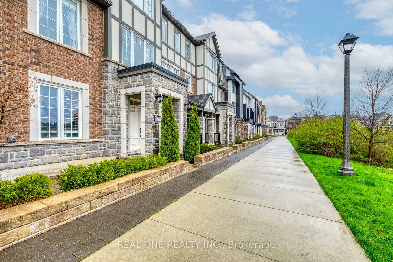 3256, Charles Fay Pass, 1008 - GO Glenorchy, Oakville