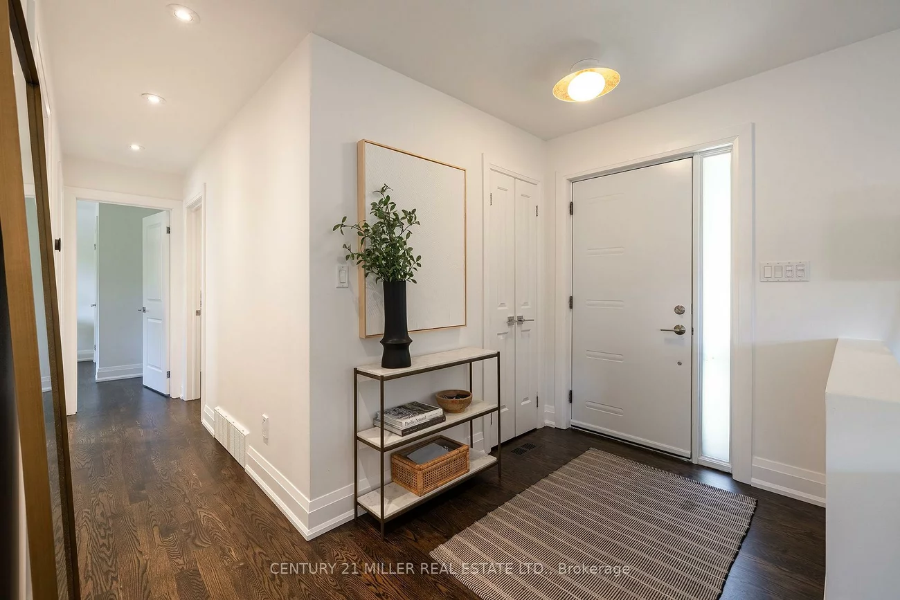 1171, Tisdale, 1020 - WO West, Oakville