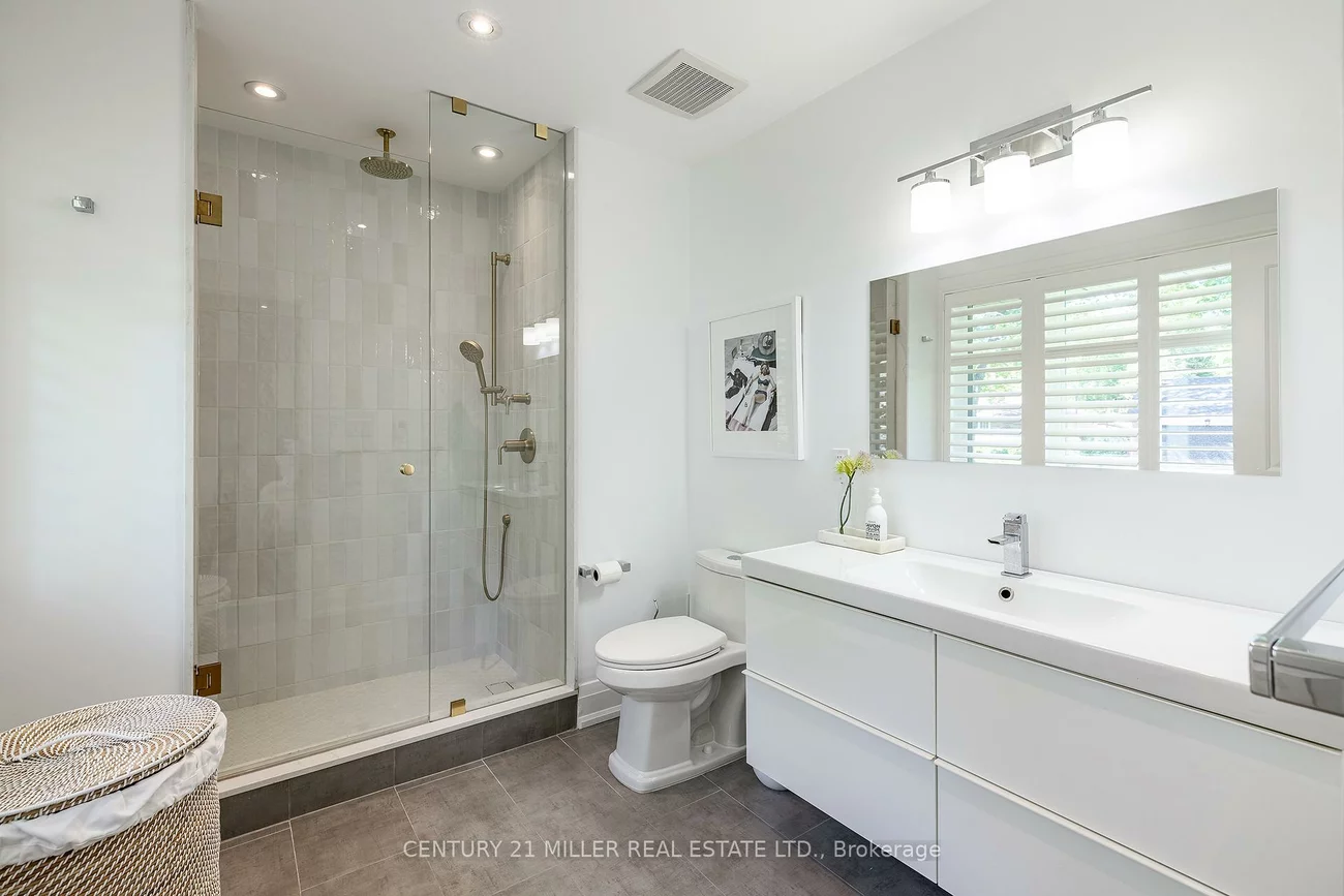 1171, Tisdale, 1020 - WO West, Oakville