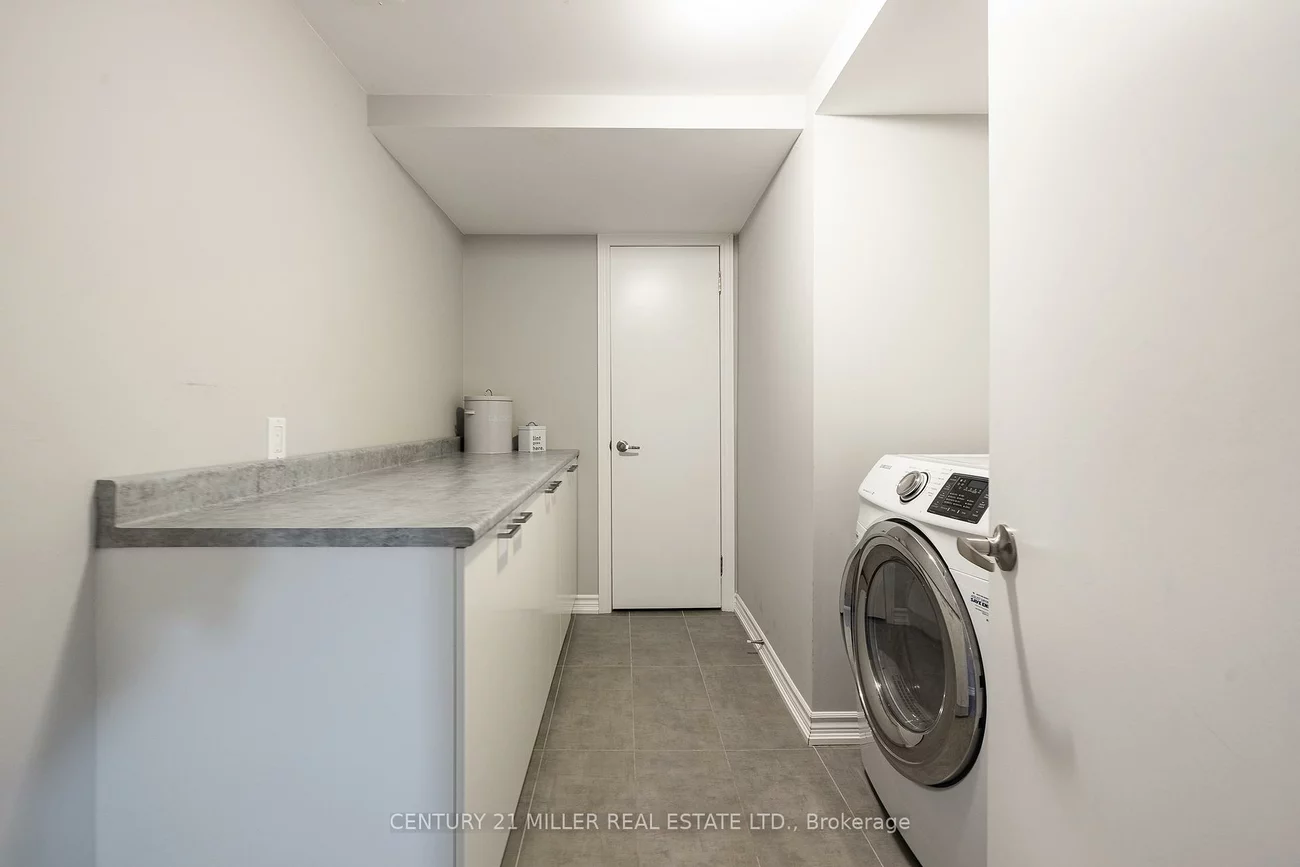 1171, Tisdale, 1020 - WO West, Oakville