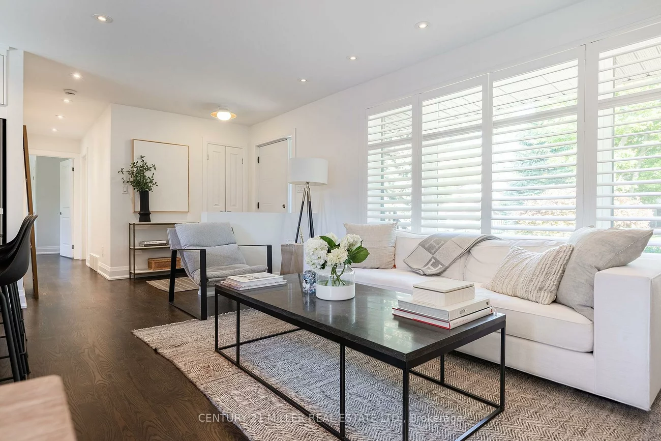 1171, Tisdale, 1020 - WO West, Oakville