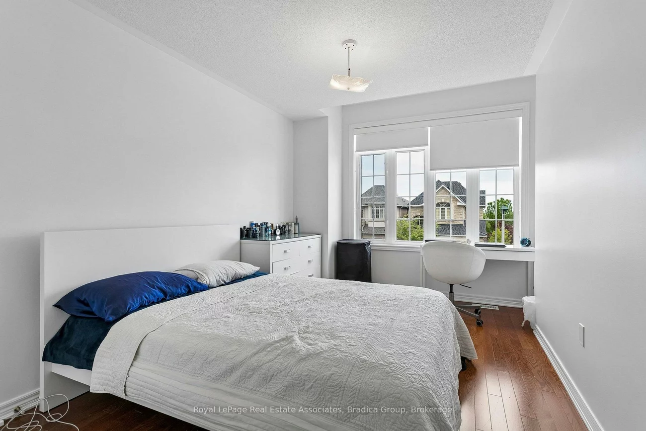 2376, Wasaga, 1009 - JC Joshua Creek, Oakville