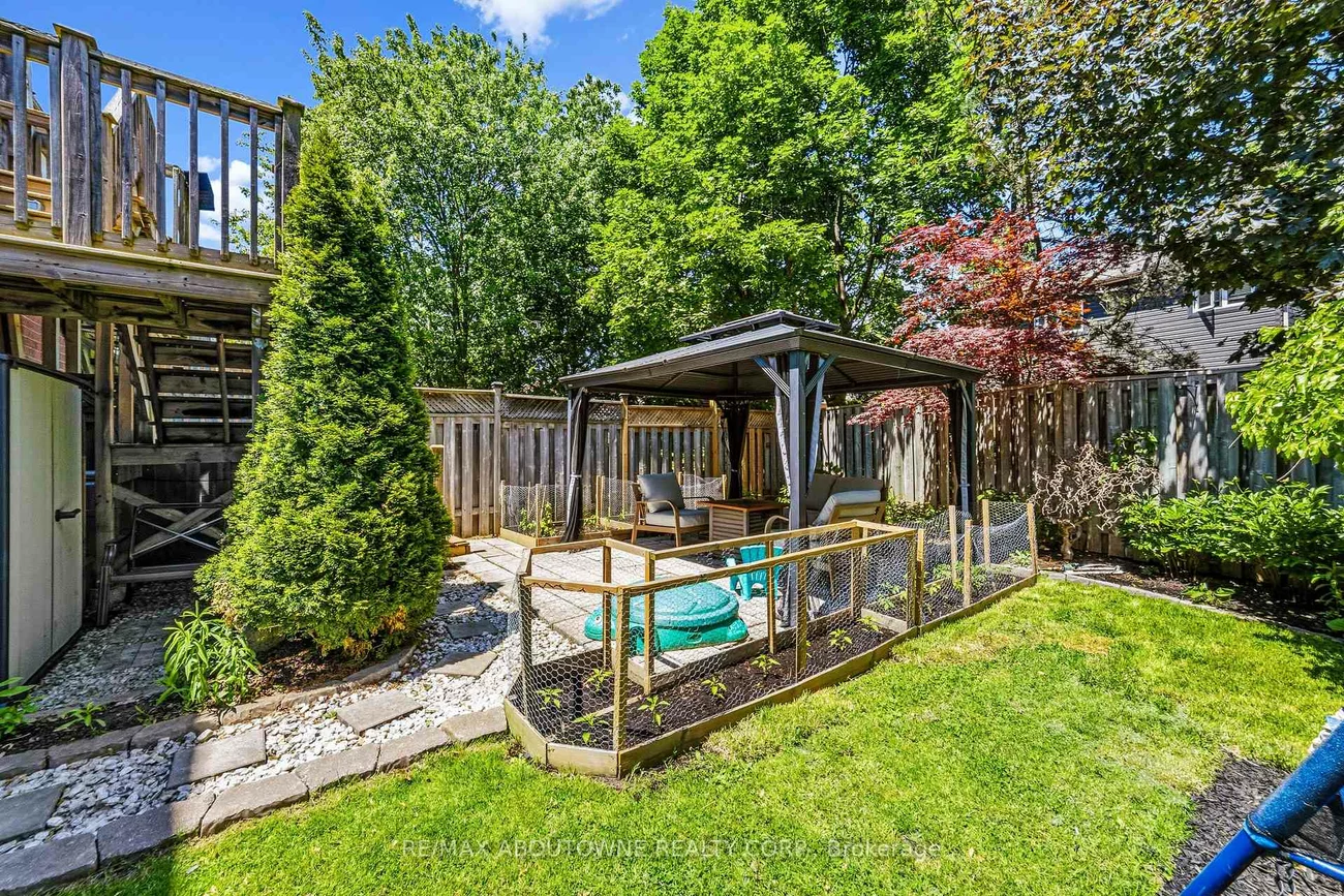2355, Strawfield, 1015 - RO River Oaks, Oakville