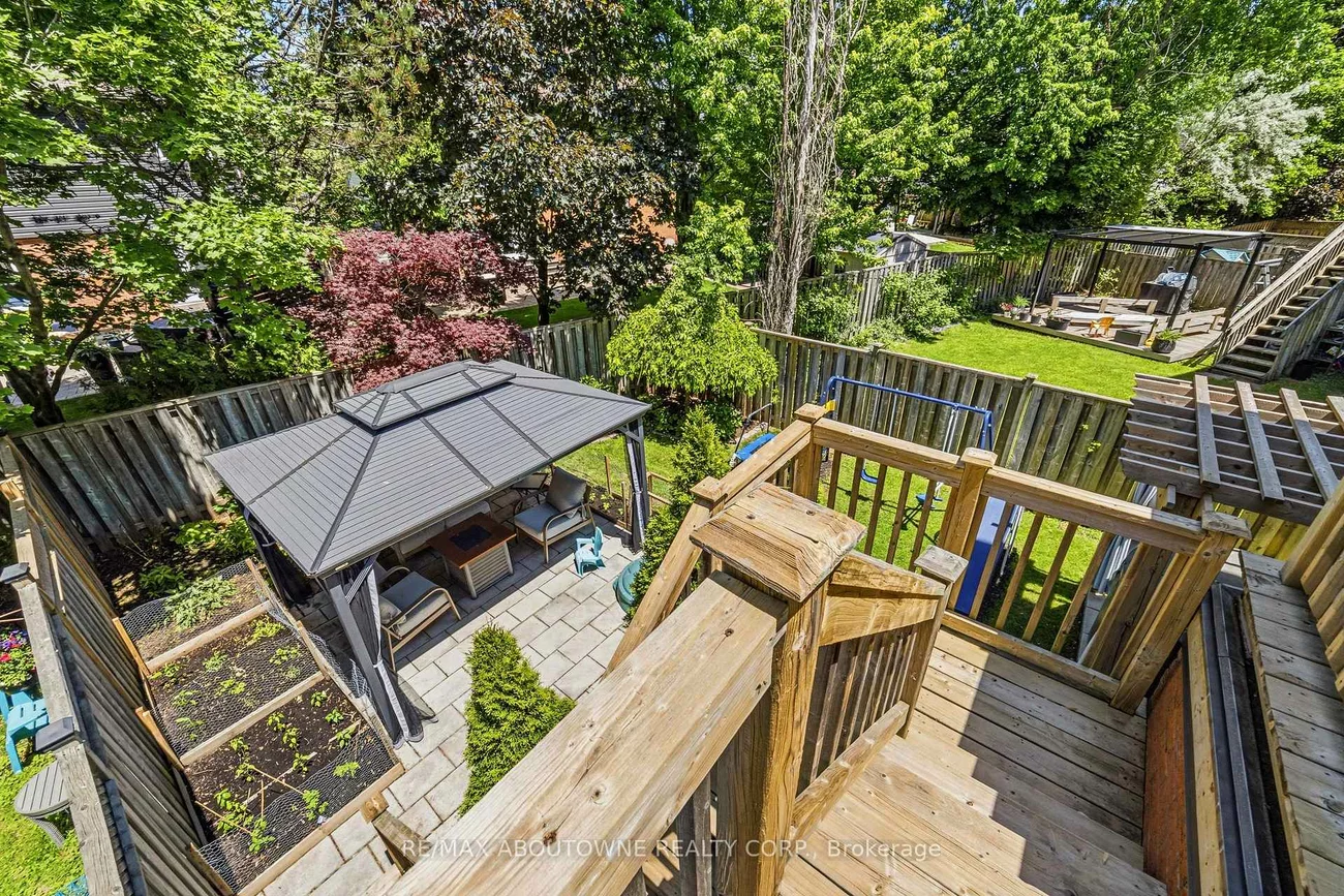 2355, Strawfield, 1015 - RO River Oaks, Oakville