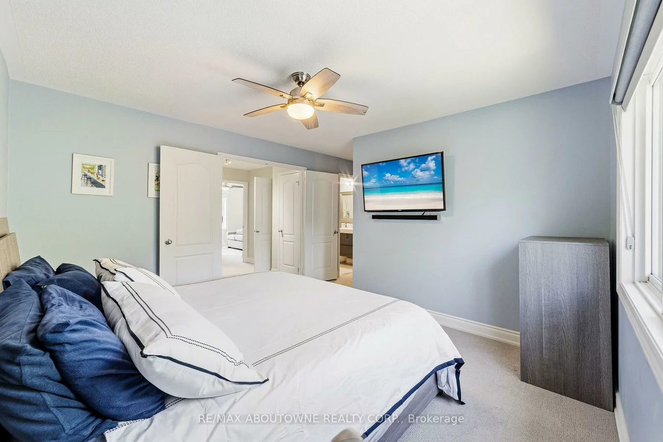 2355, Strawfield, 1015 - RO River Oaks, Oakville
