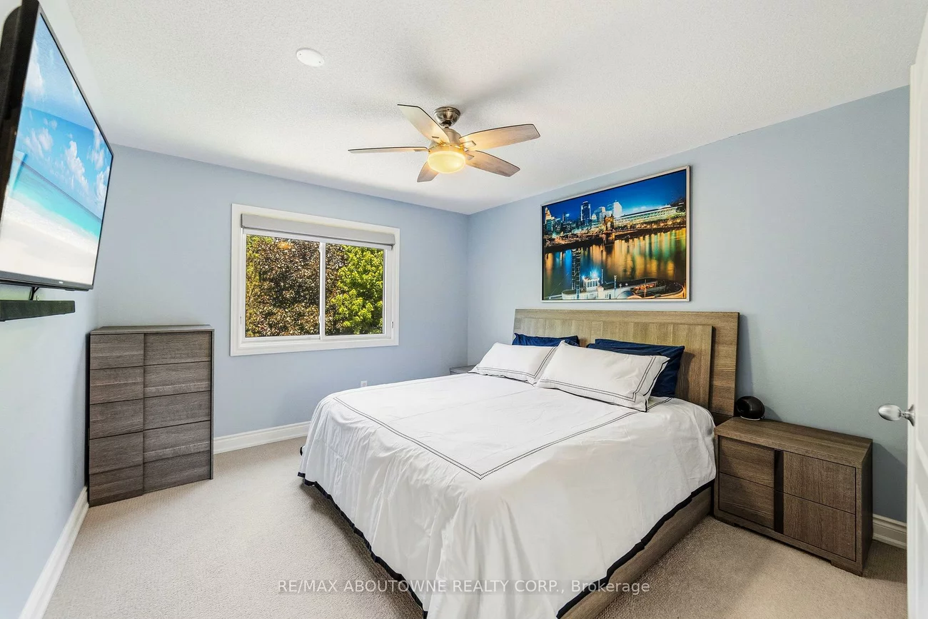 2355, Strawfield, 1015 - RO River Oaks, Oakville