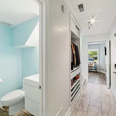 2355, Strawfield, 1015 - RO River Oaks, Oakville