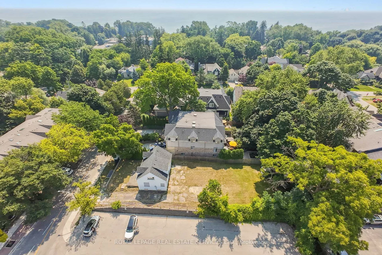 86, Kerr, 1002 - CO Central, Oakville