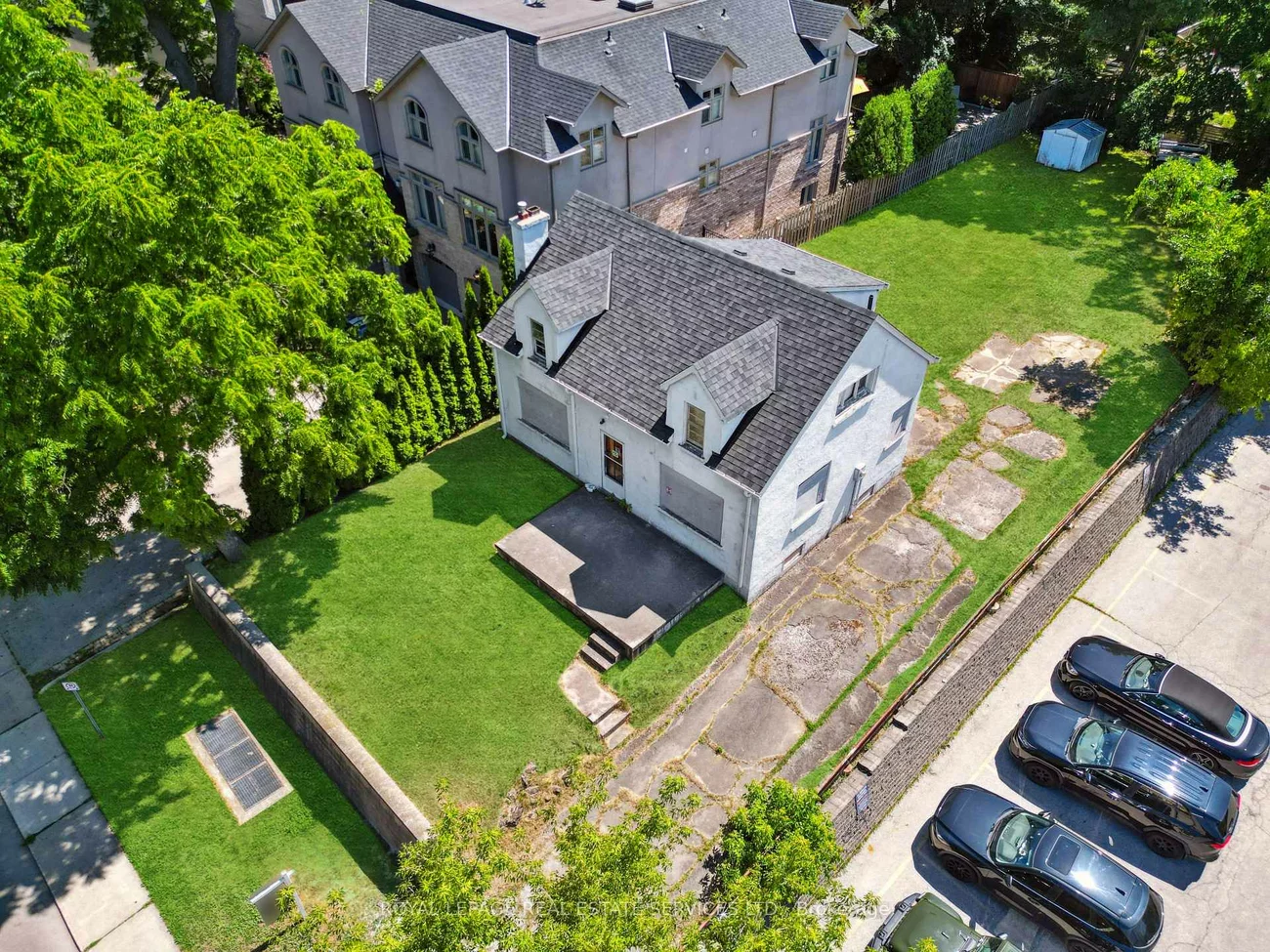 86, Kerr, 1002 - CO Central, Oakville