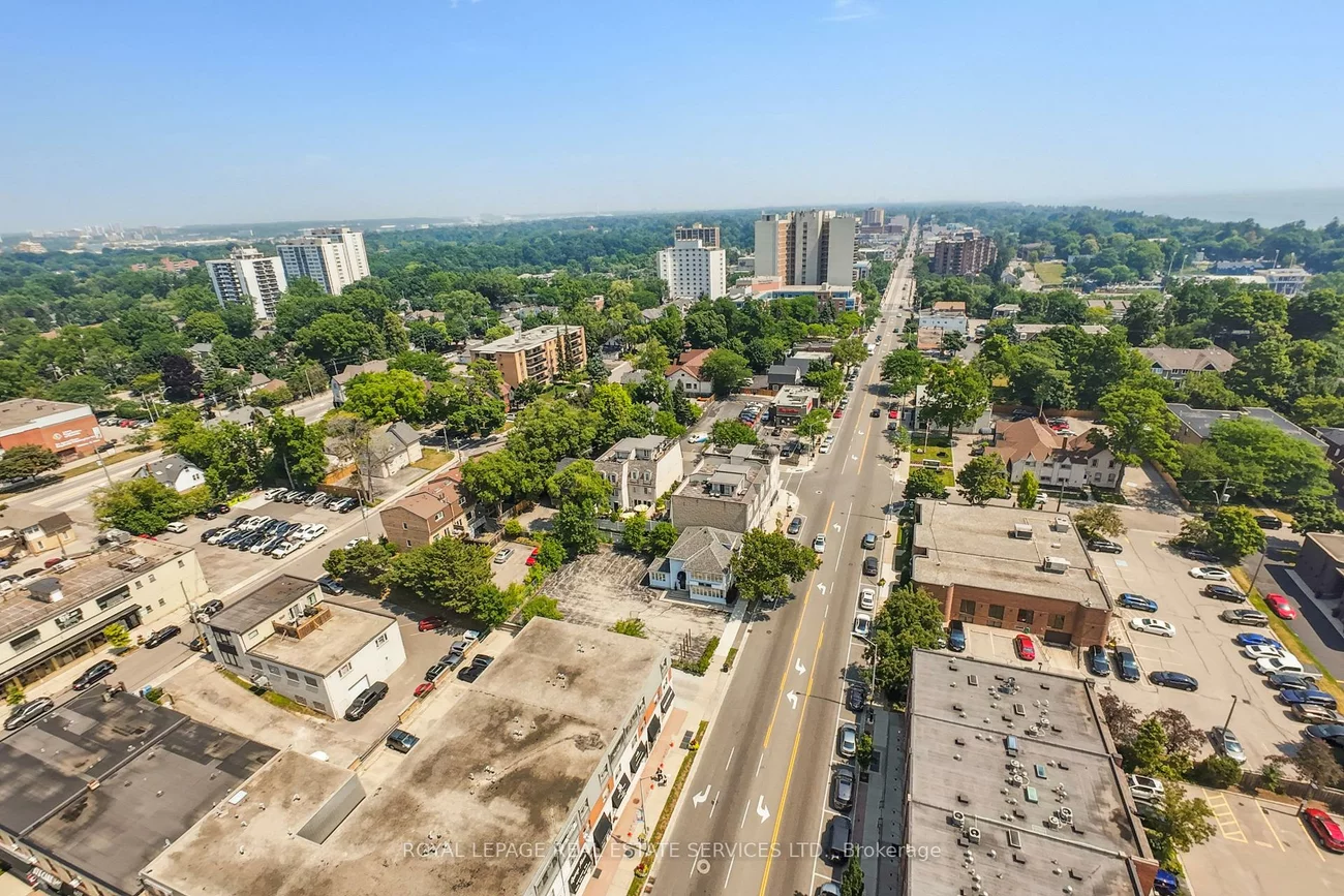 86, Kerr, 1002 - CO Central, Oakville