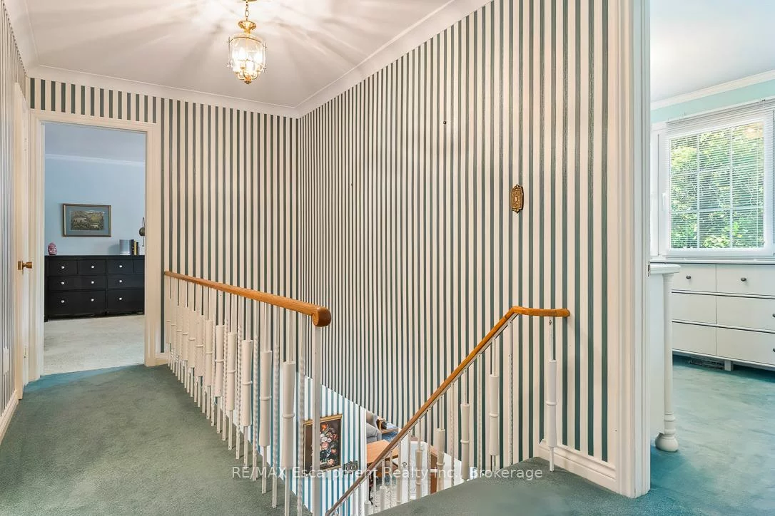 255, Spring Garden, 1017 - SW Southwest, Oakville