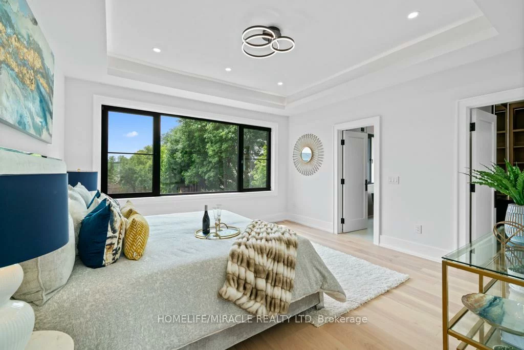 282, Maurice, 1002 - CO Central, Oakville