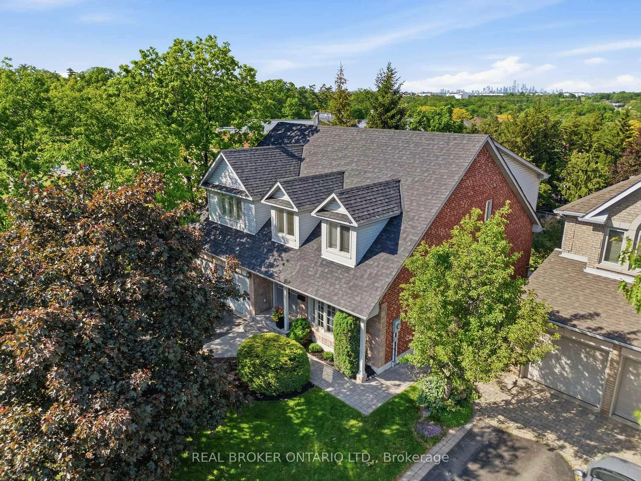 2205, Shaftesbury, 1009 - JC Joshua Creek, Oakville