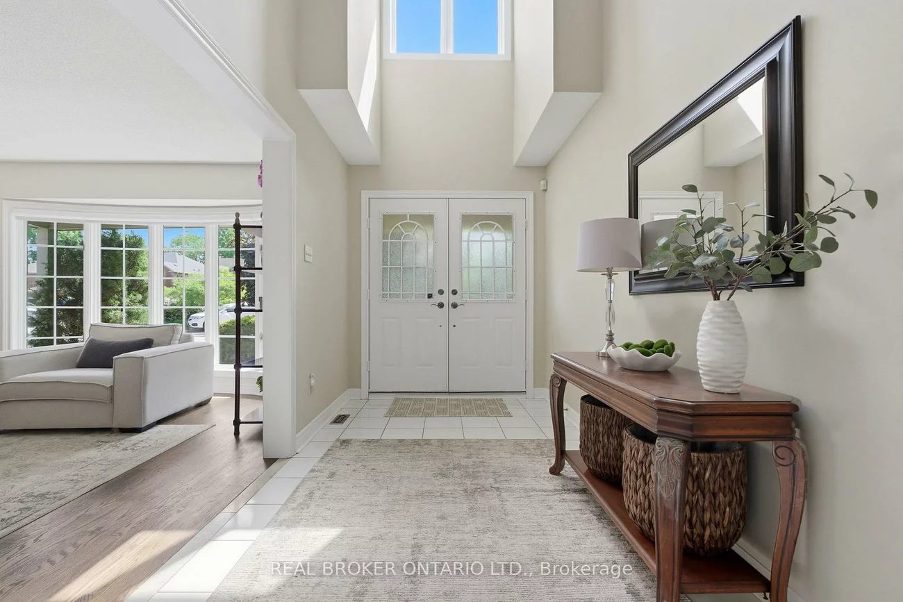 2205, Shaftesbury, 1009 - JC Joshua Creek, Oakville