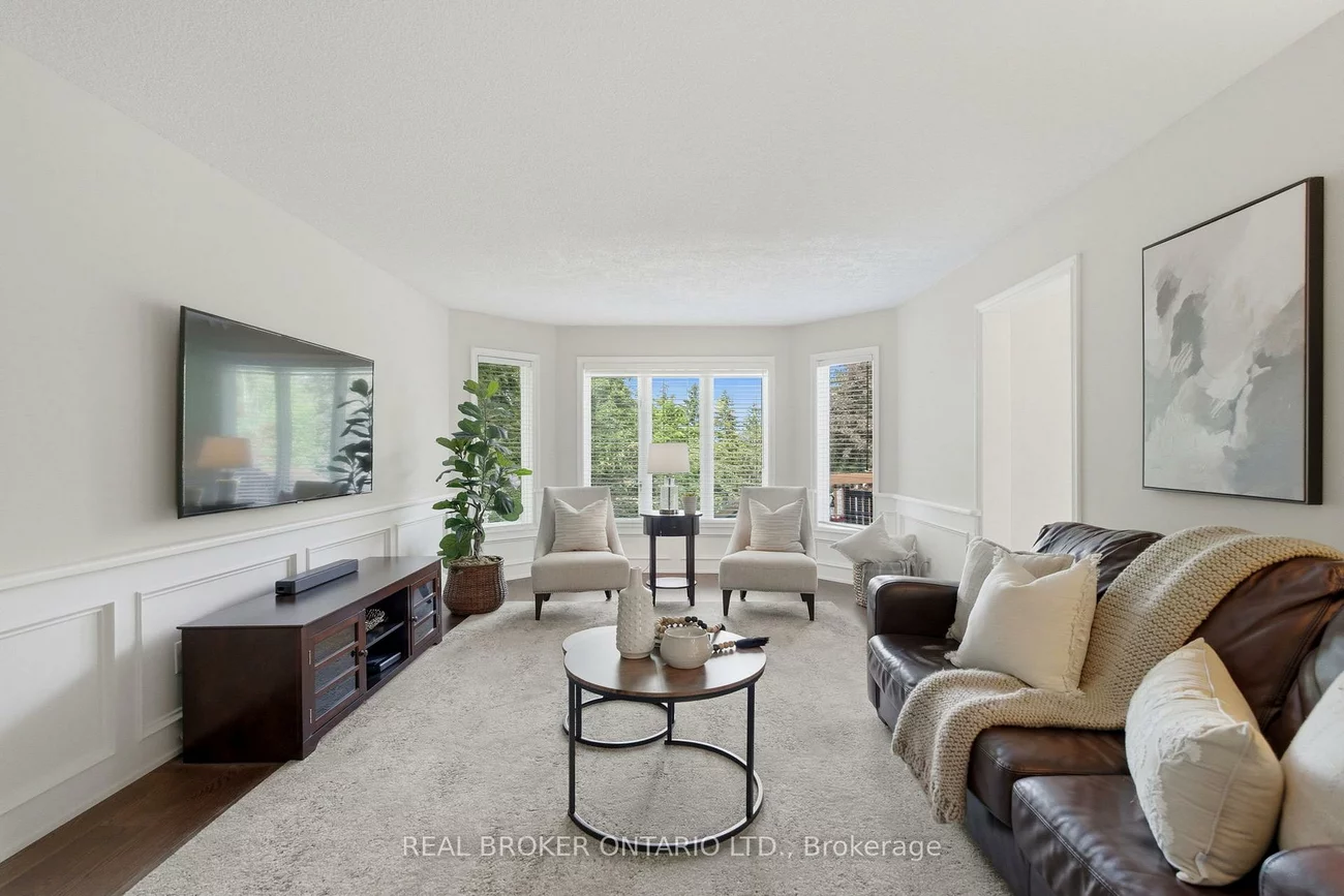 2205, Shaftesbury, 1009 - JC Joshua Creek, Oakville