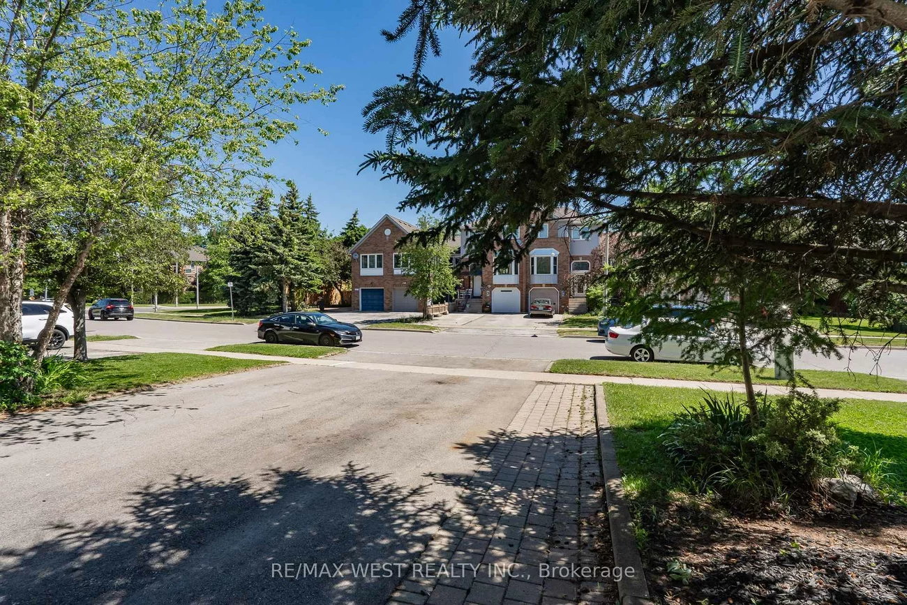 1216, Leewood, 1007 - GA Glen Abbey, Oakville
