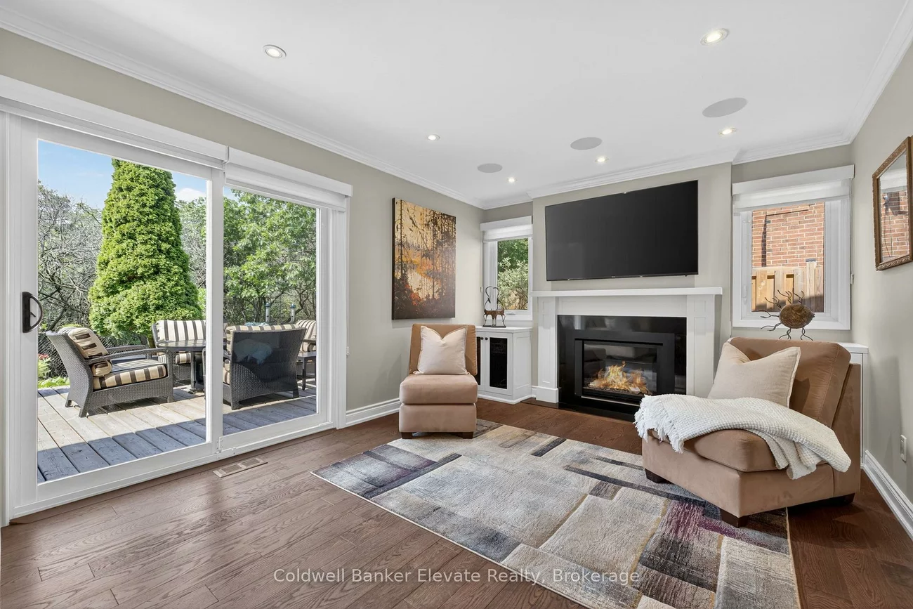 1432, Livingston, 1005 - FA Falgarwood, Oakville