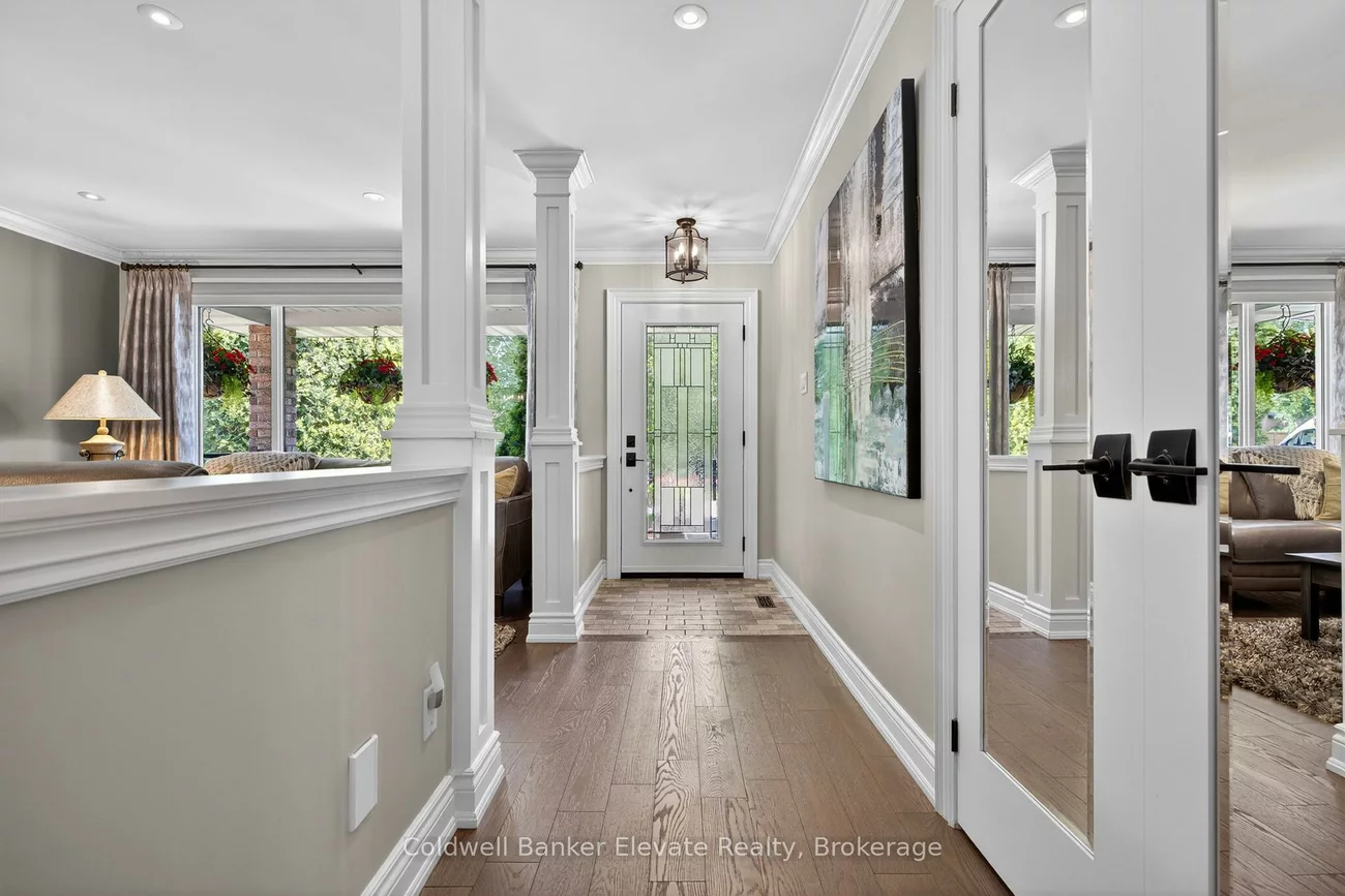 1432, Livingston, 1005 - FA Falgarwood, Oakville